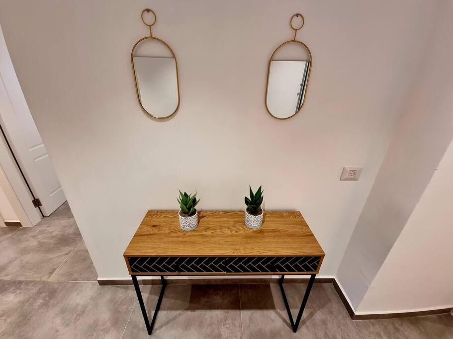 Beautiful 2-Bedroom Sea-View Apartment Netanya Extérieur photo