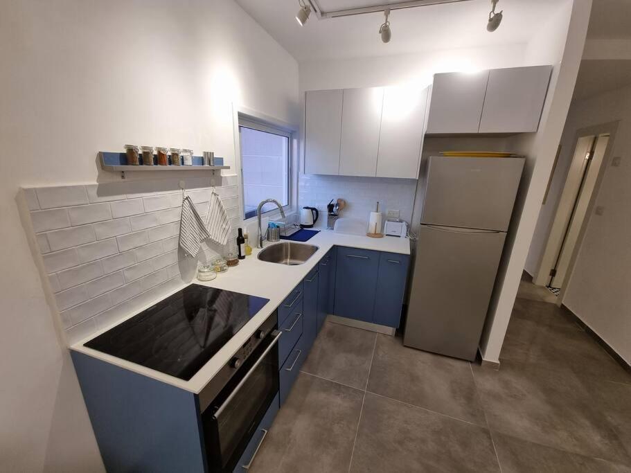 Beautiful 2-Bedroom Sea-View Apartment Netanya Extérieur photo