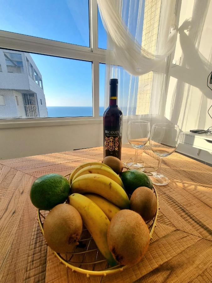 Beautiful 2-Bedroom Sea-View Apartment Netanya Extérieur photo